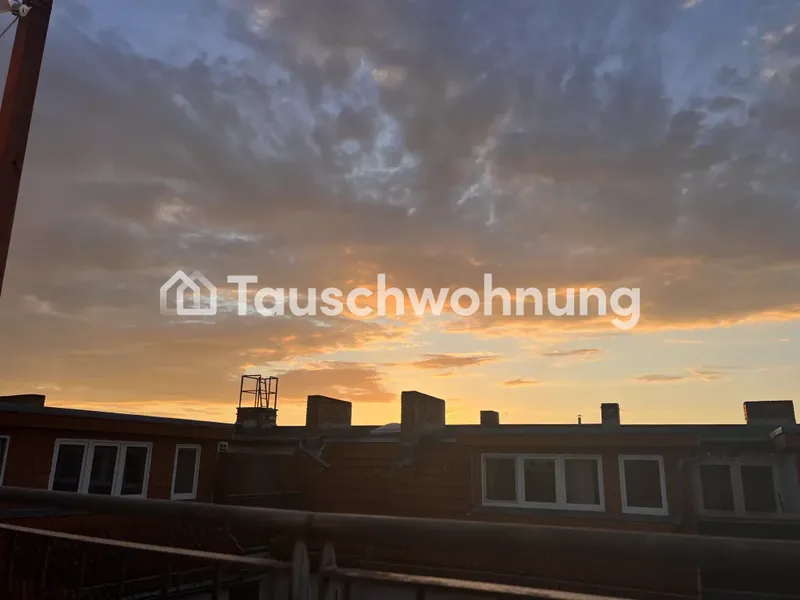 Tauschwohnung: Superhelle Dachwohnung. Schönste Sonnenuntergänge, Parklage — photo 1